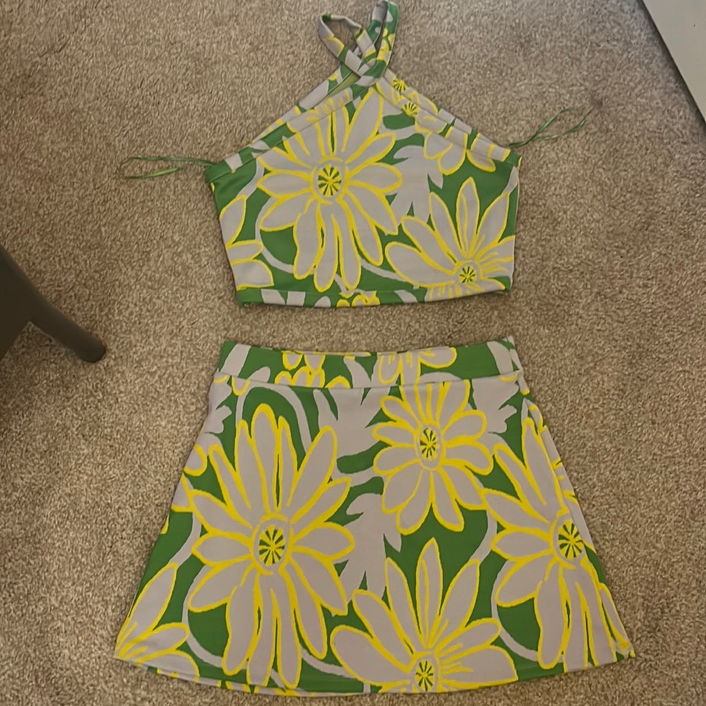 Two piece Zara set L top M bottoms